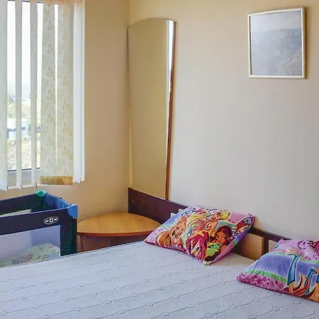 Five-bedroom Holiday In 度假居 索佐波尔